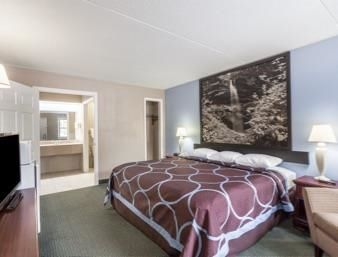 Super 8 By Wyndham Kingston Otel Oda fotoğraf